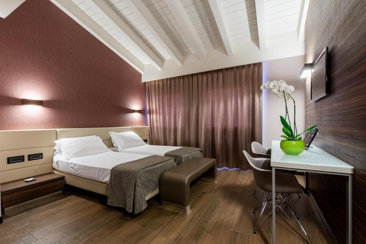 Viola Mhotel غروميلو ديل مونتيه المظهر الخارجي الصورة