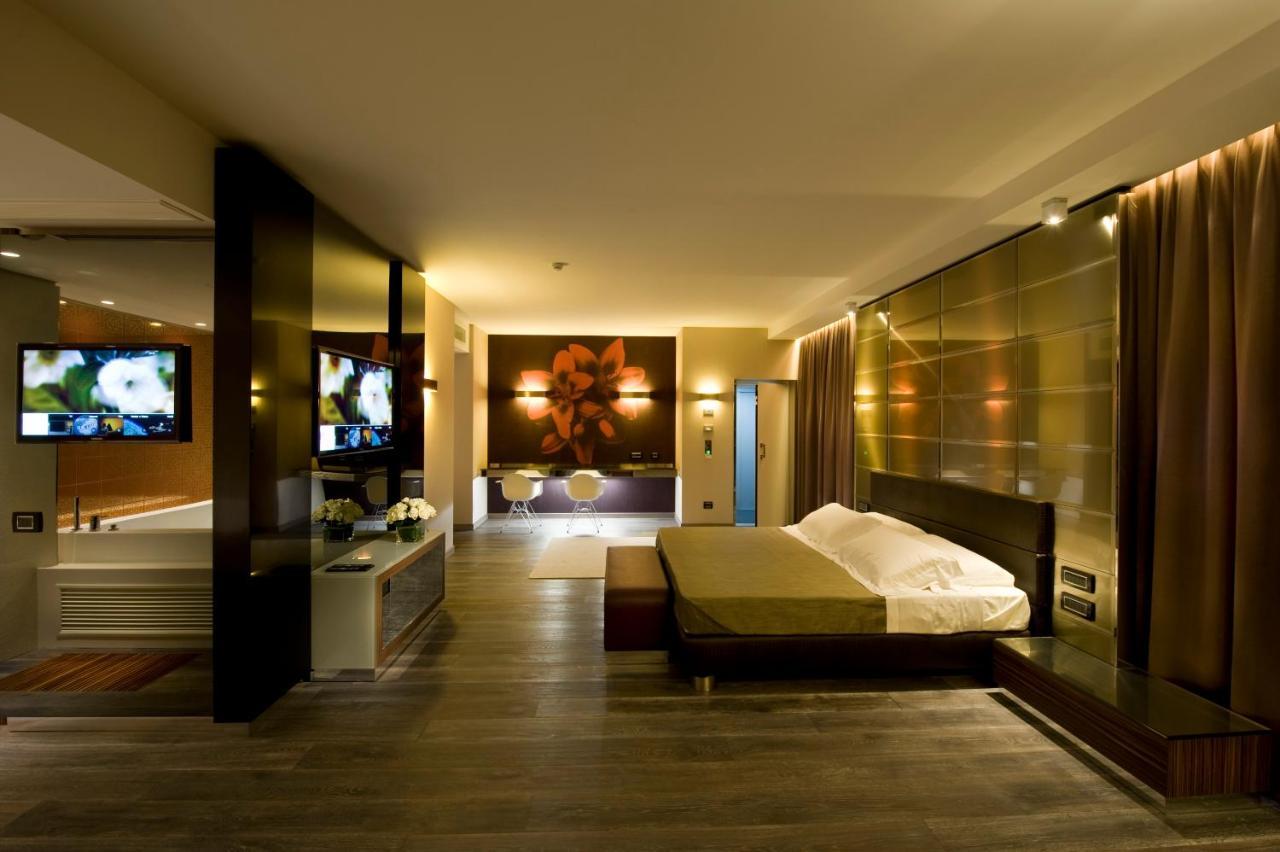 Viola Mhotel غروميلو ديل مونتيه المظهر الخارجي الصورة